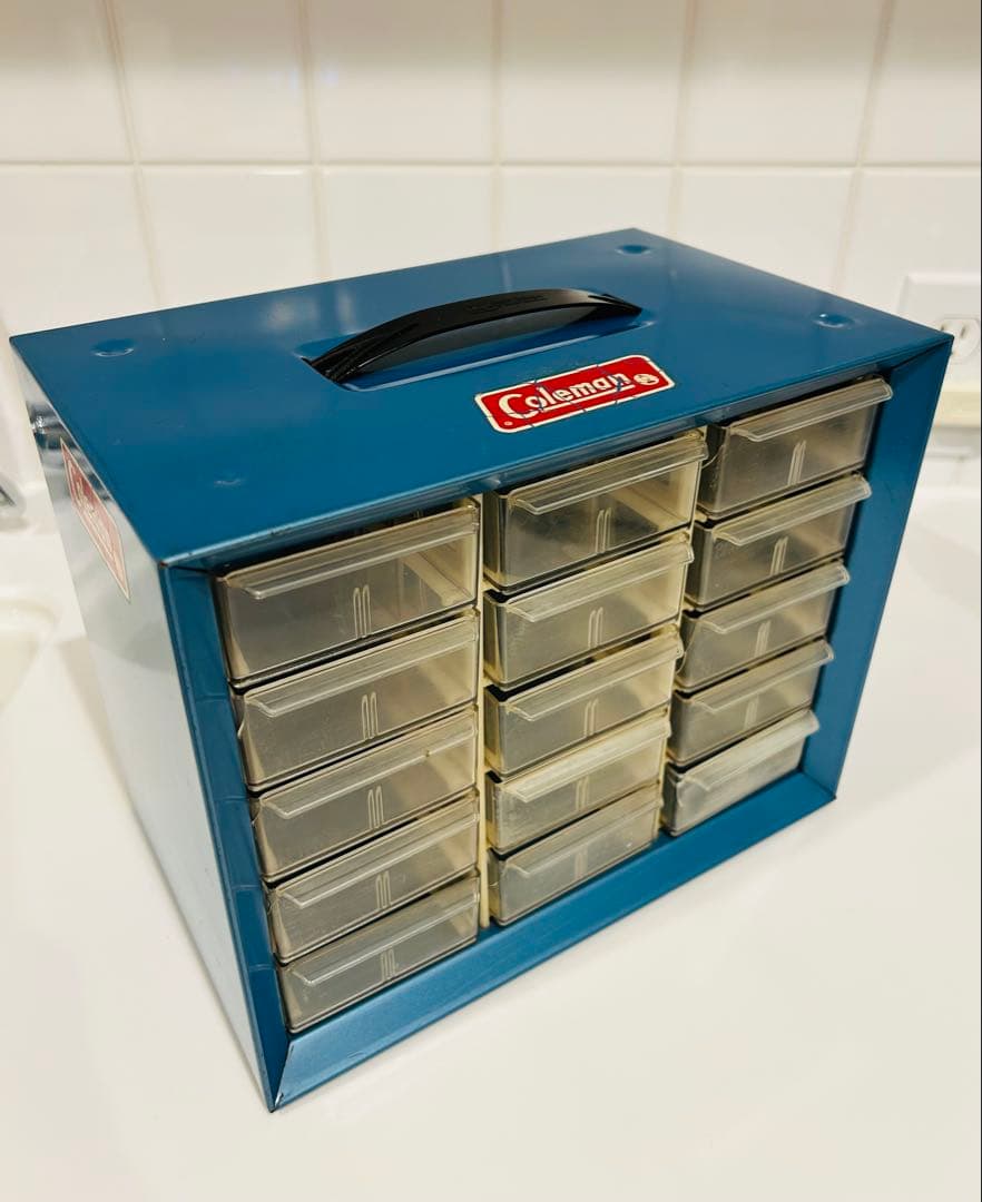 Colemanコールマン パーツ ディスプレイ キャビネット1980年代 レア！ コールマン ビンテージ 199B355 パーツディスプレイキャビネット