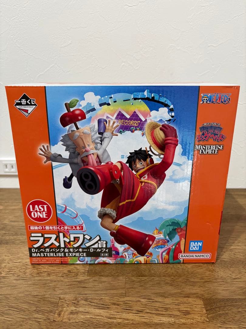 1番くじラストワン賞 ワンピース【ルフィ＆ベガパンク】 - メルカリ