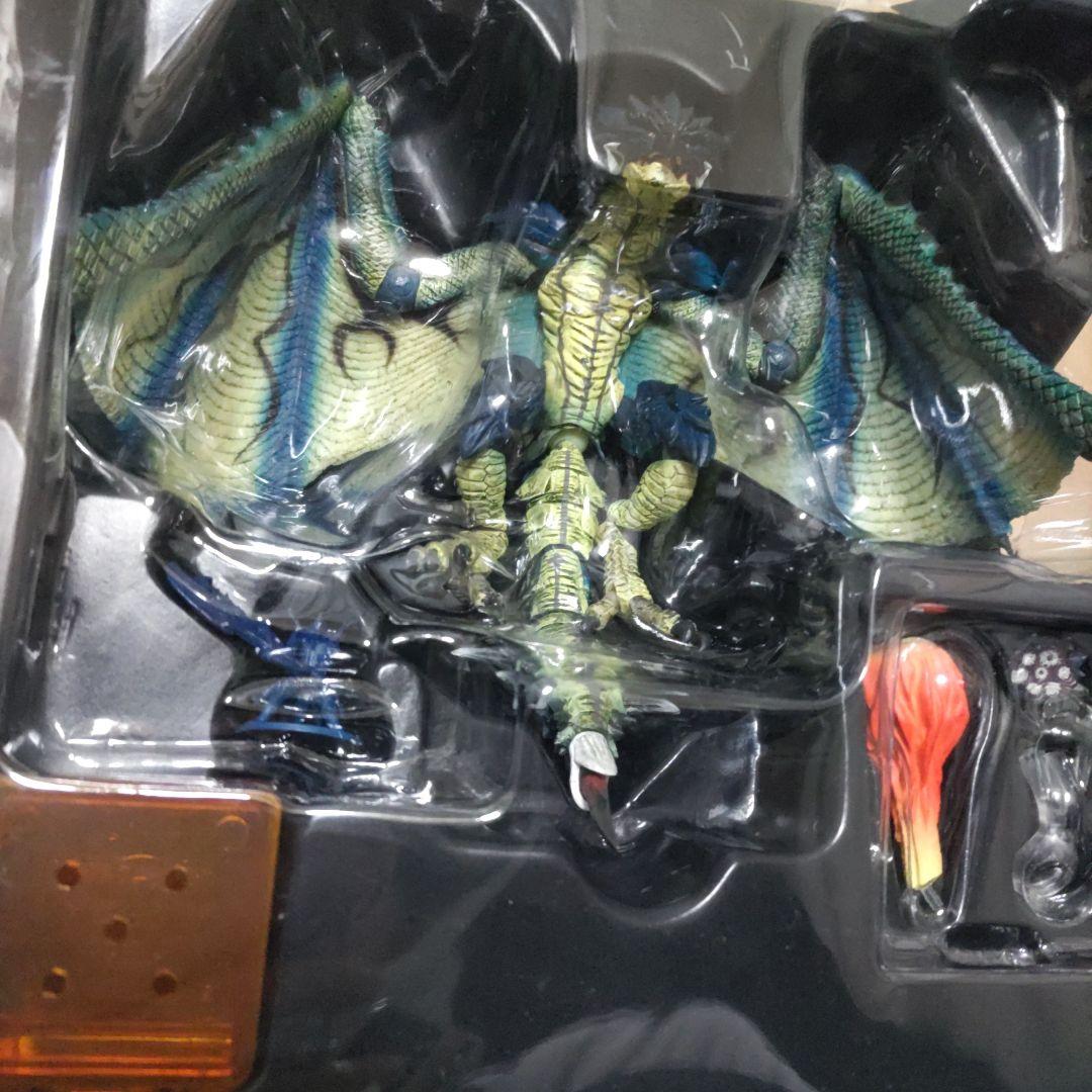 モンスターハンター リボルテックヤマグチ 海洋堂 蒼リオレウス