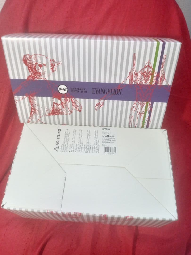 初回生産分「Steiff エヴァンゲリオン テディベア」特製スリーブ付き