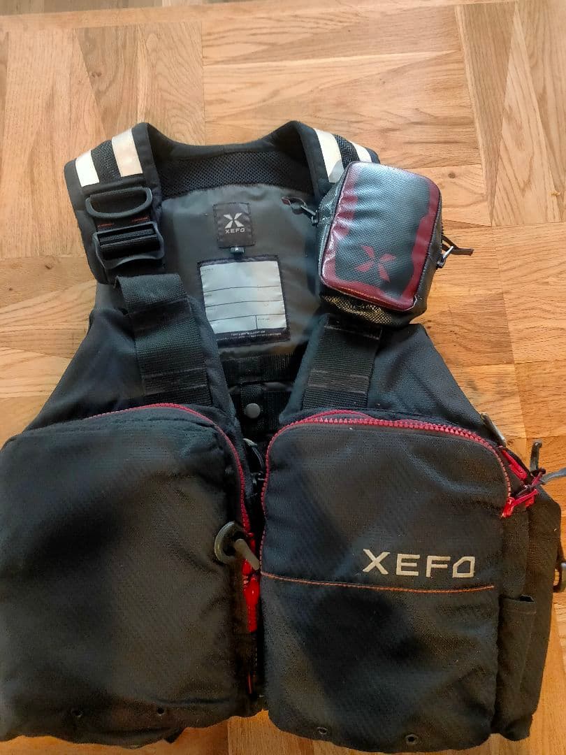 シマノ XEFO ライフジャケット フローティングベスト VF-274L - メルカリ