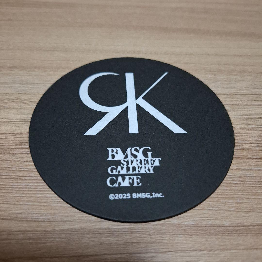 BMSG コラボカフェ コースター REIKO サイン入り - メルカリ