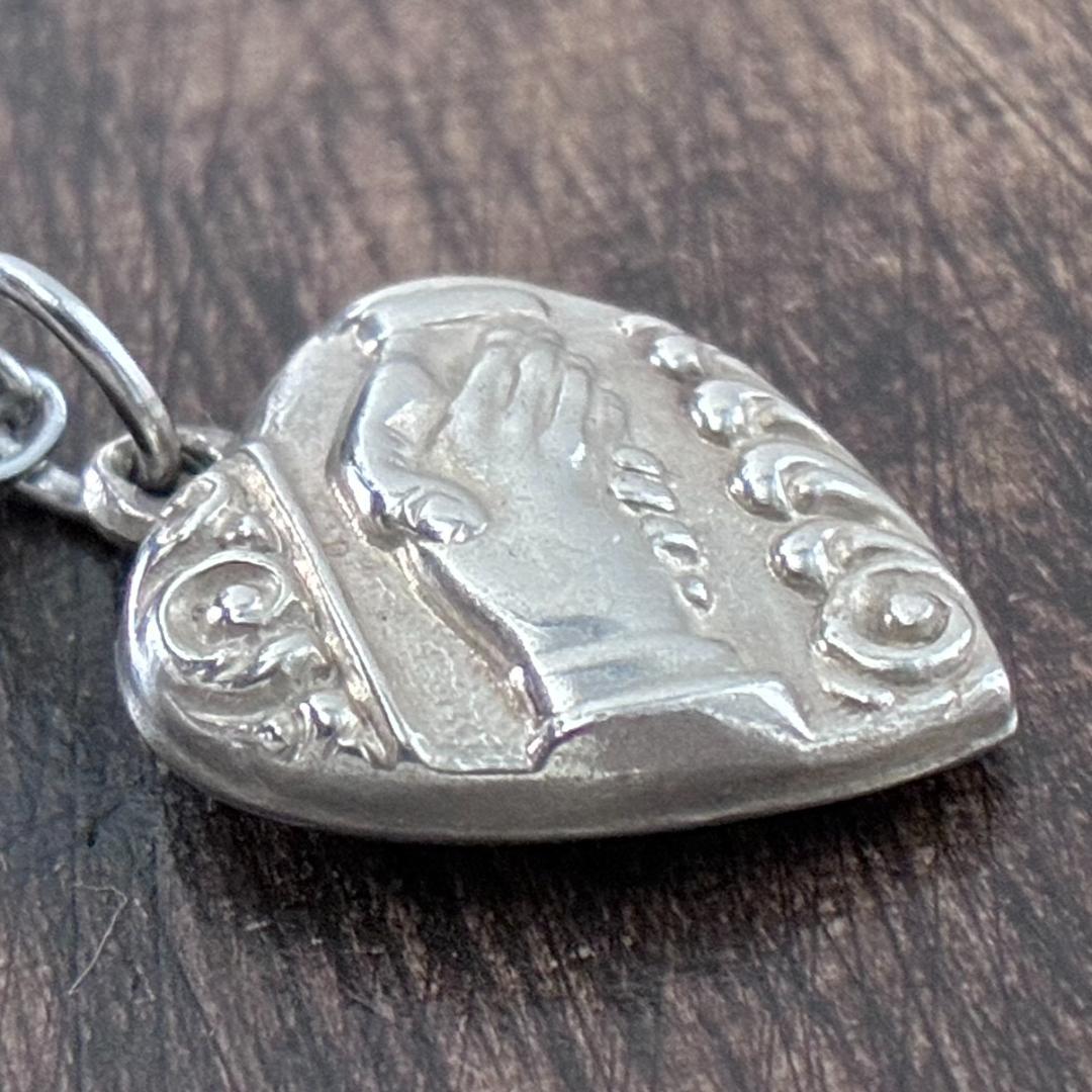 スウィートハートジュエリー ハンドシェイク 握手 シルバー