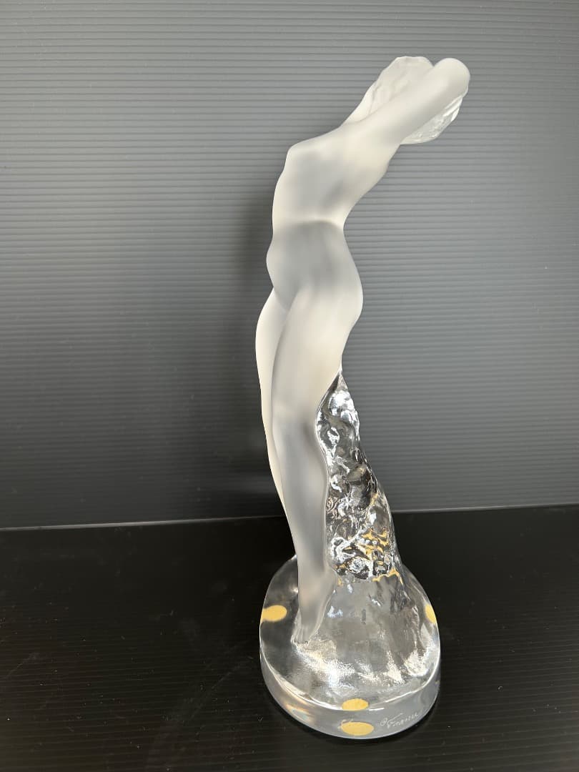 ラリック　裸婦像