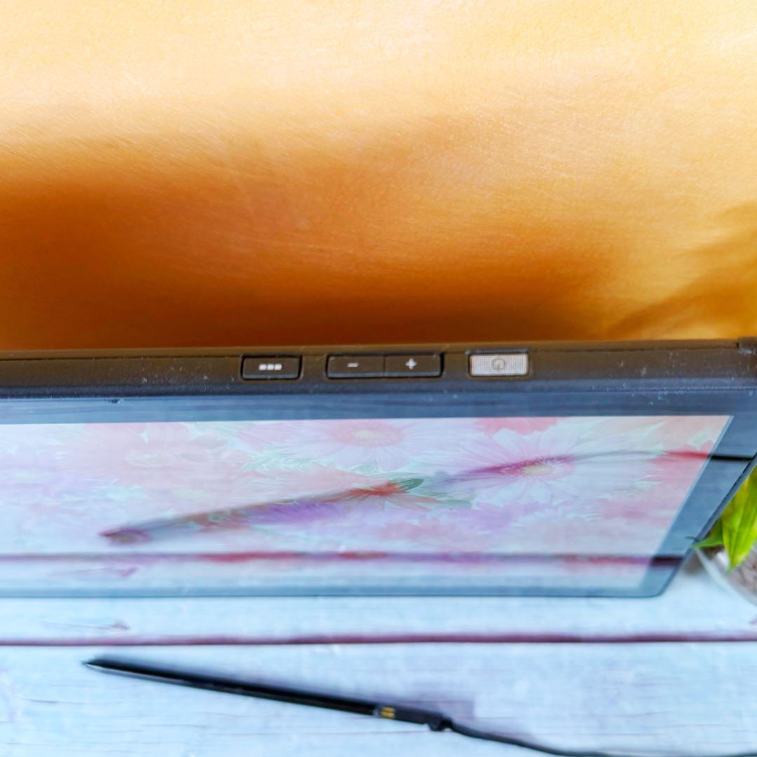 Fujitsu お絵描き☘️Windowsタブレット✨タッチペン付☘️SSD