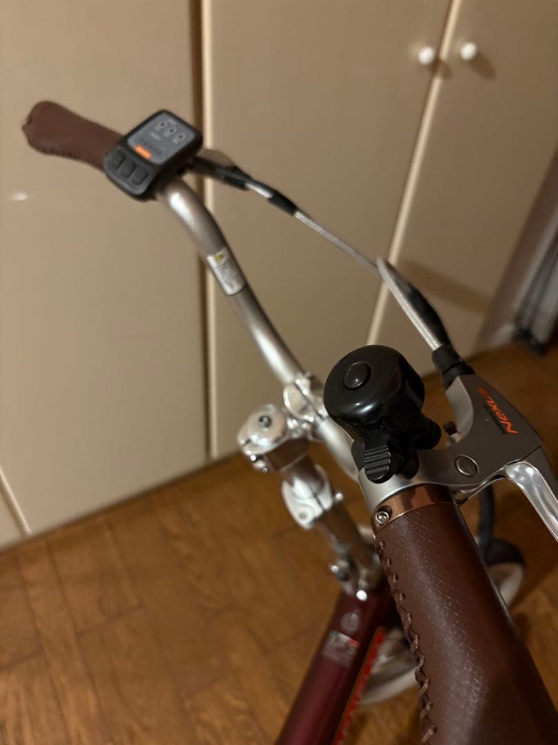 BENELLI クラッシック シティタイプ折りたたみ電動自転車