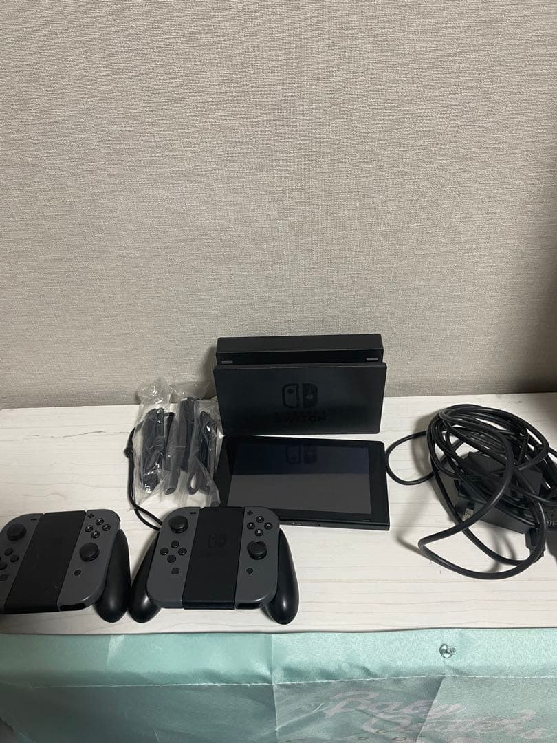Nintendo Switch 本体Joy-Con4個 ケース SDカードセット - メルカリ