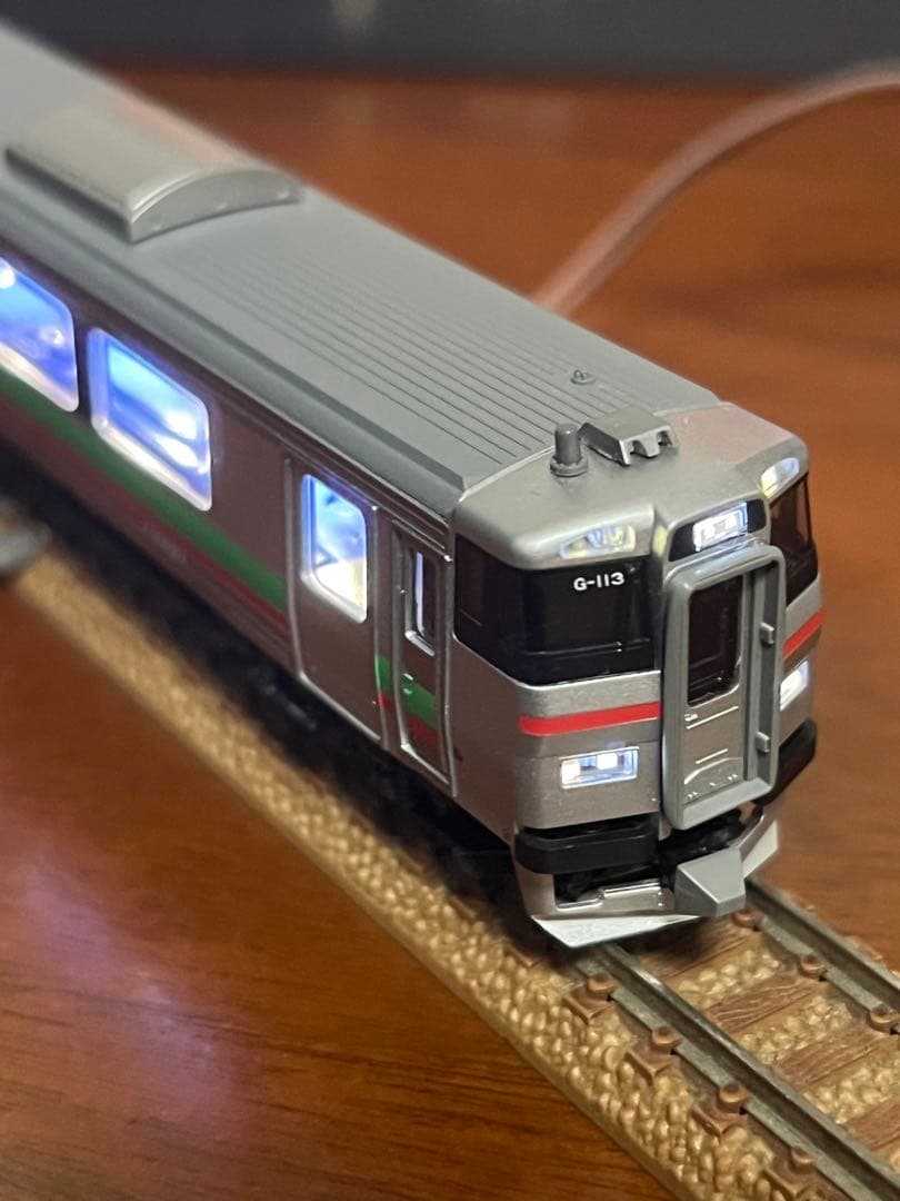 731系いしかりライナー3両セット　kato ライト室内灯点灯動力動作確認済