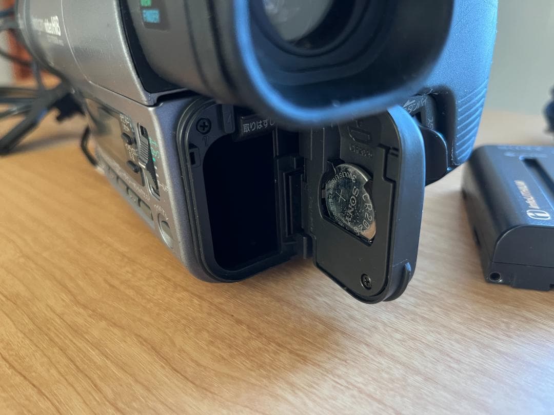 着払い【動作品】SONY Hi8ビデオカメラ CCD-TR3000おまけ有