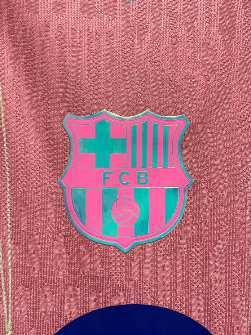 FC Barcelona Nike ピンクUNHCRユニフォーム - メルカリ