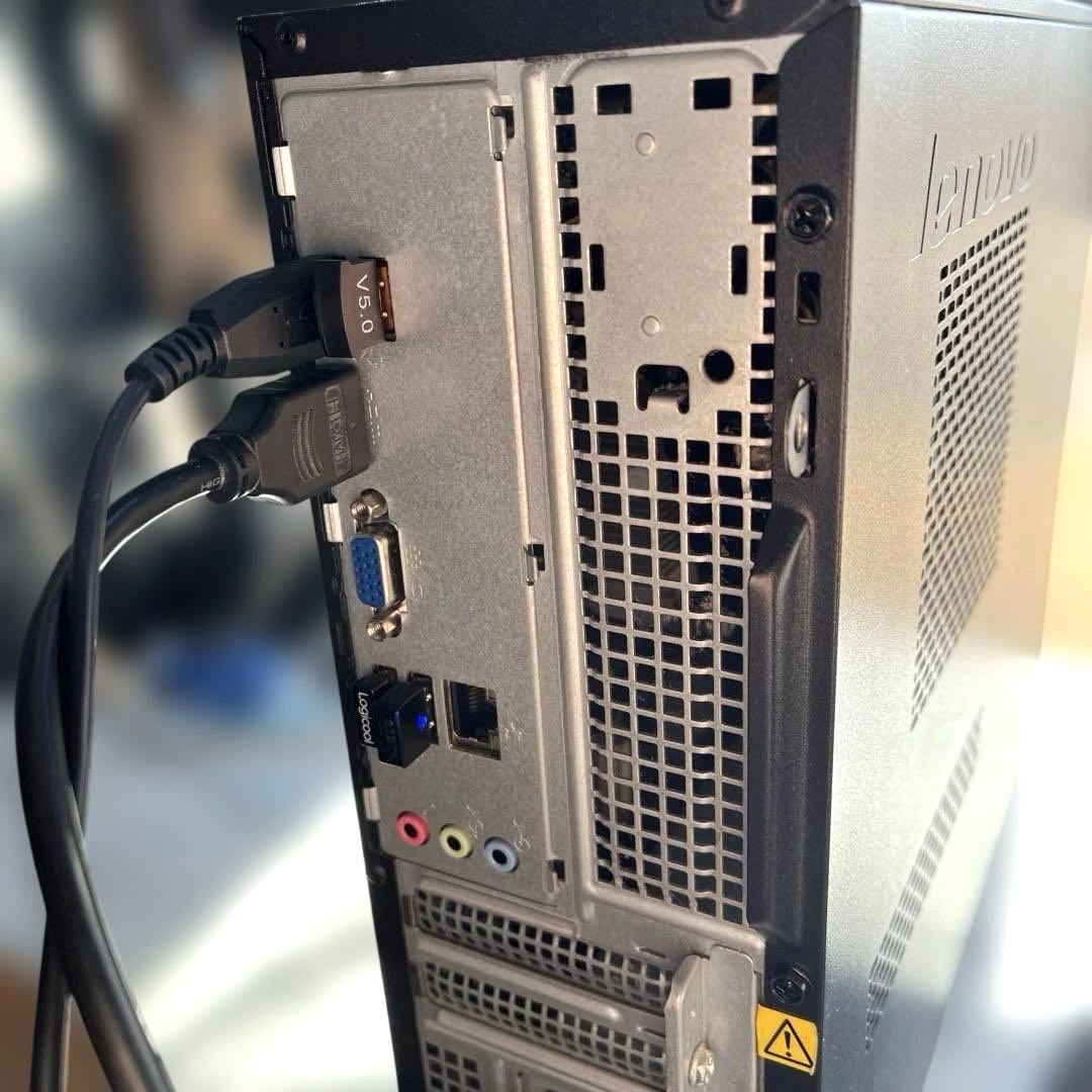 モバイルモニタ、Offcei付すぐ使えるLenovo HS520s i3/8GB - メルカリ