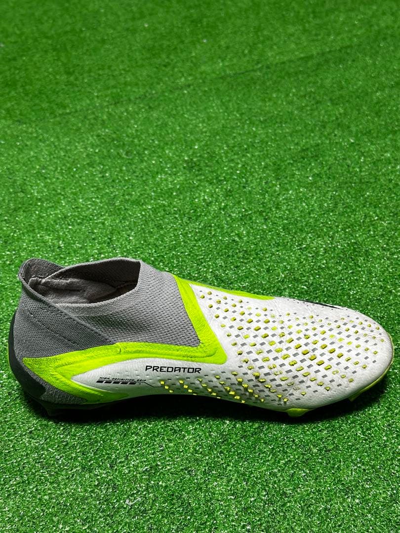 adidas プレデター AG サッカースパイク 白黄 使用感有 24.5cm