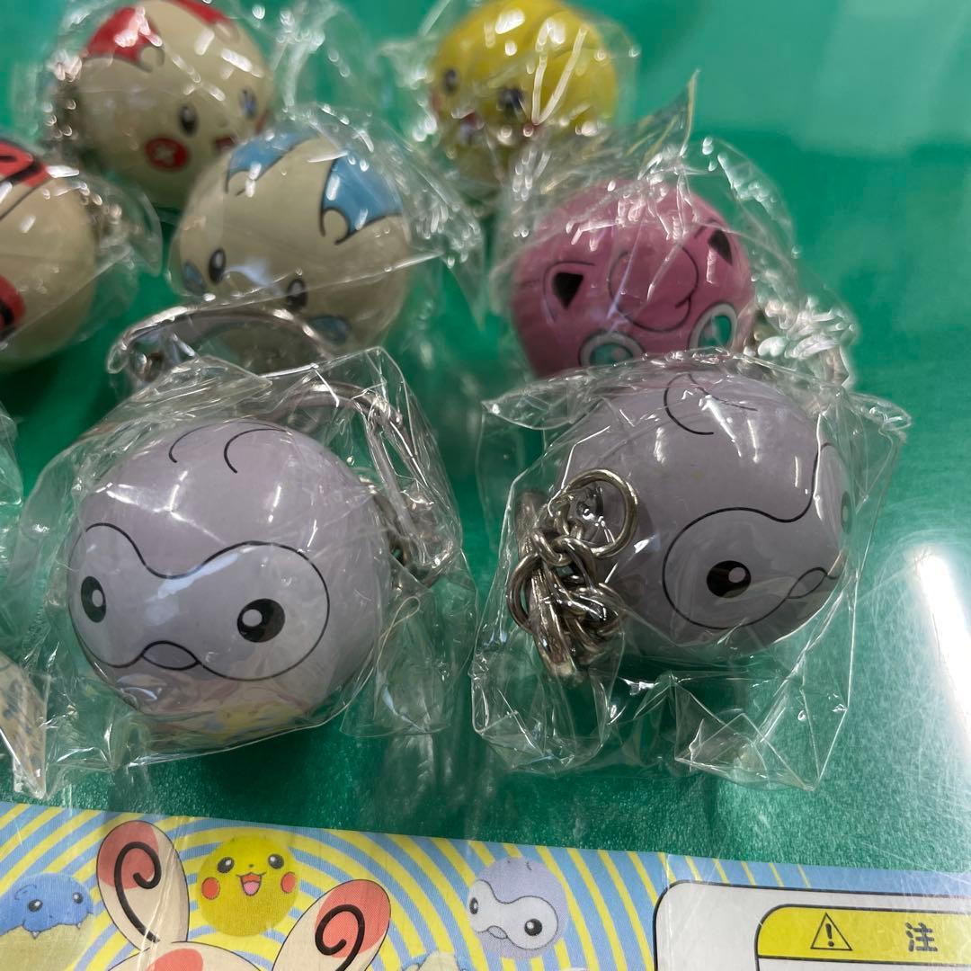 ポケットモンスター 共同ガチャポン くるくるポケモンキーホルダー全7