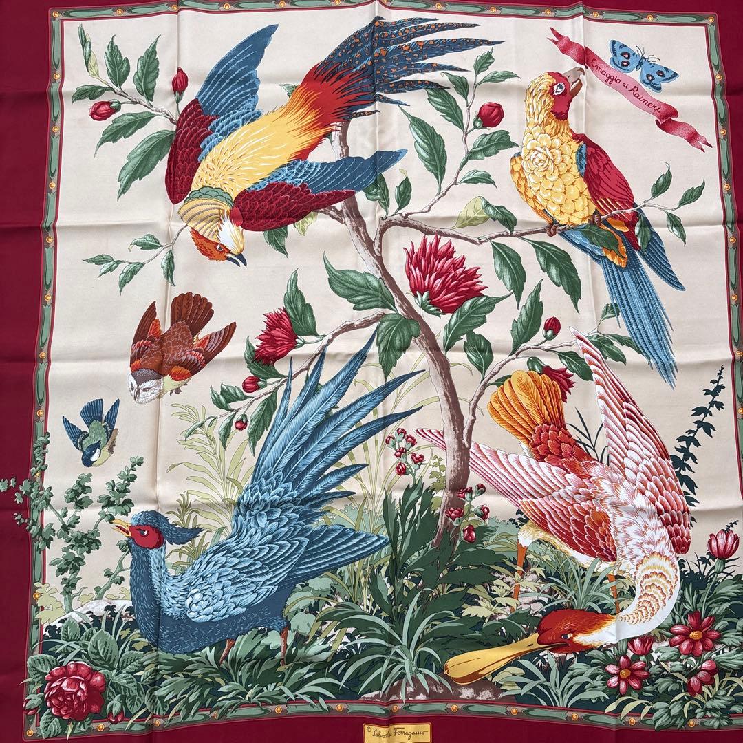 Ferragamo サルヴァトーレフェラガモ 大判スカーフ シルク製 動物柄