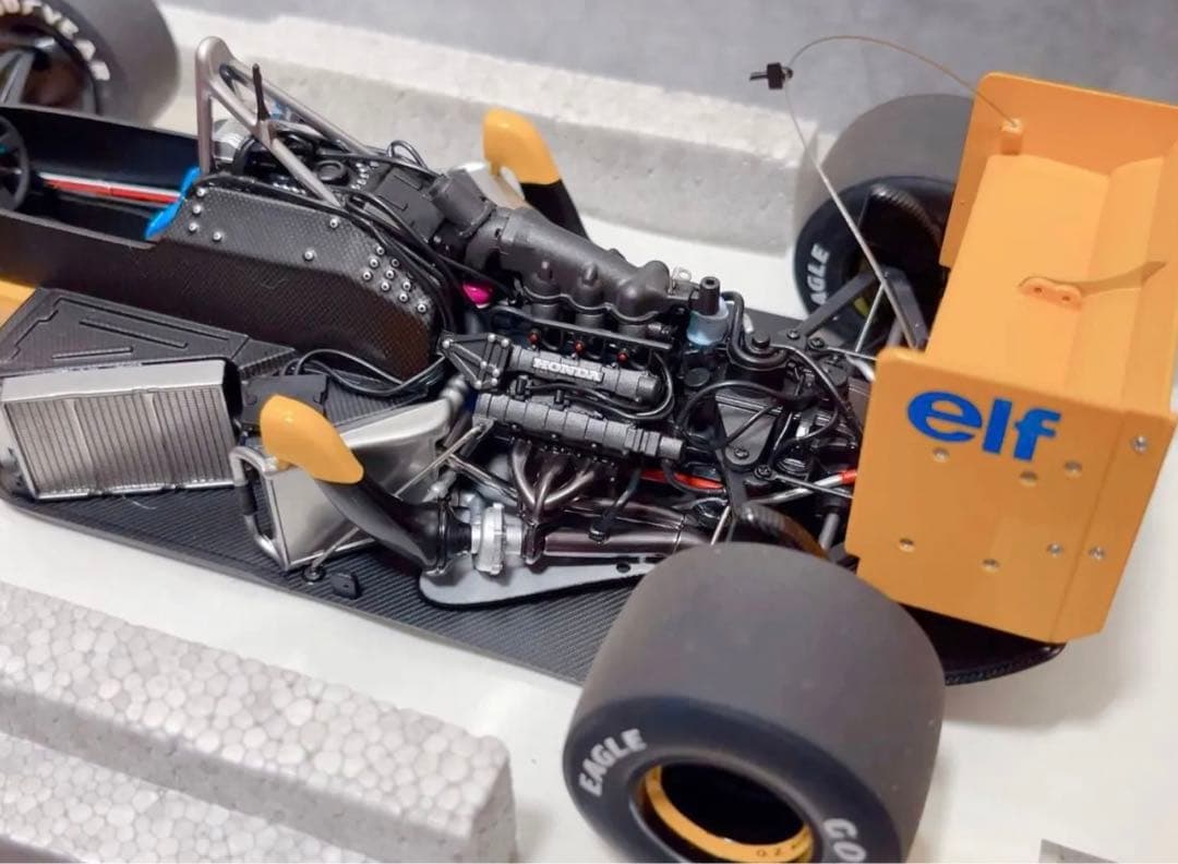 AUTOart 1/18 ロータス 99T ホンダ 日本GP アイルトン・セナ - メルカリ