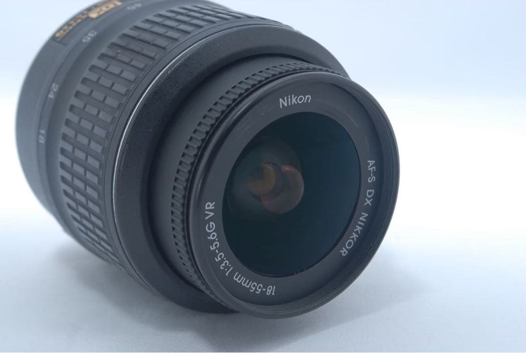 ショット数少なめ☆美品 Nikon D3200 初心者おすすめ 手ぶれ補正レンズ