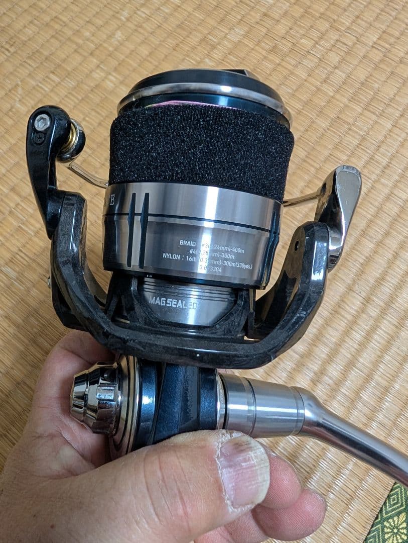 21セルテートSW8000P スプールバンド付き目立つキズは、少ない