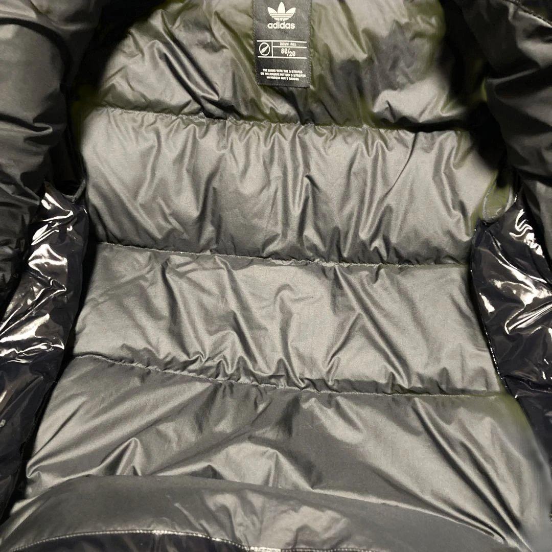 ひ*の様 超キラピカ光沢系アディダウンパーカー JKT ¥17999→現 - メルカリ