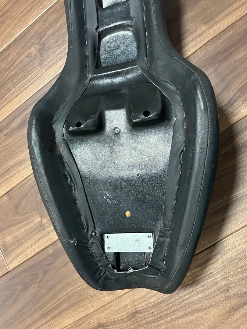 ハーレー 純正シート 1982～2003 スポーツスター XL リジスポ ハーレー