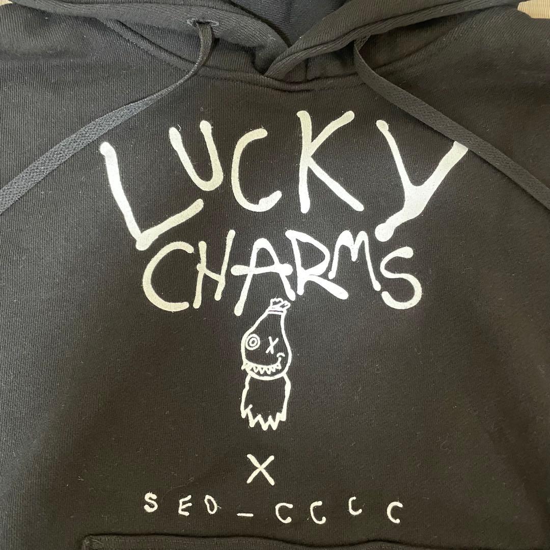 ★美品★ソイングク×LUCKYCHARMS コラボ　パーカー　Fサイズ　黒