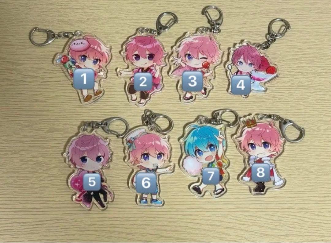 すとぷり さとみ アクリルキーホルダー - メルカリ