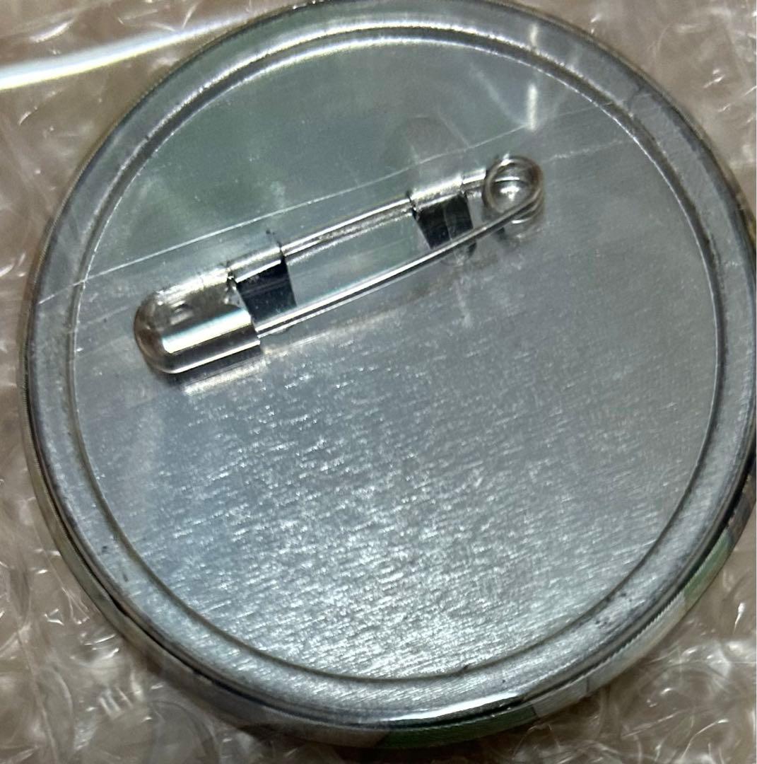 ダンジョンに出会いを求めるのは間違っているだろうか　リュー　3D缶バッジ　レア