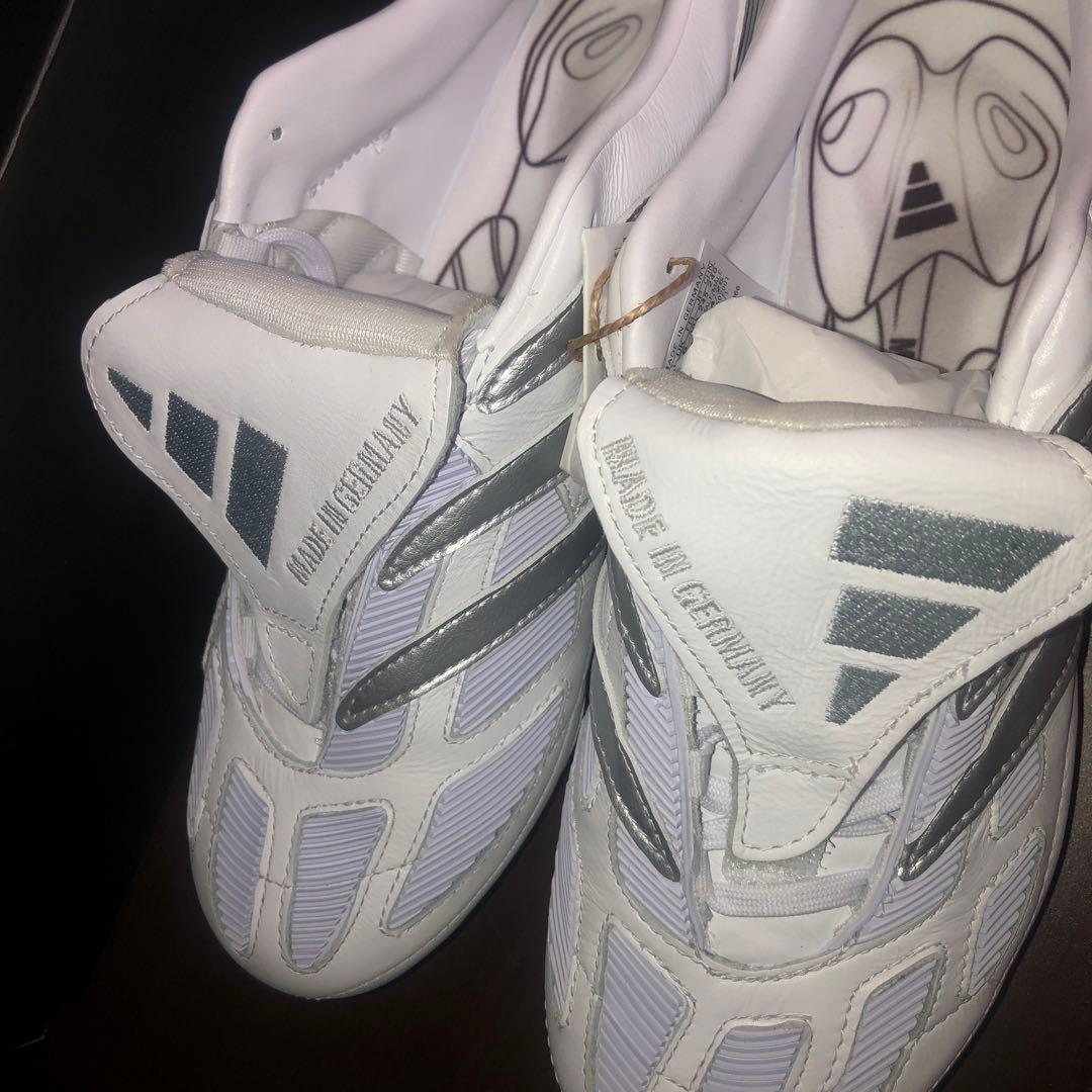 希少 新品 プレデター プレシジョン 24.5cm Silver Strike