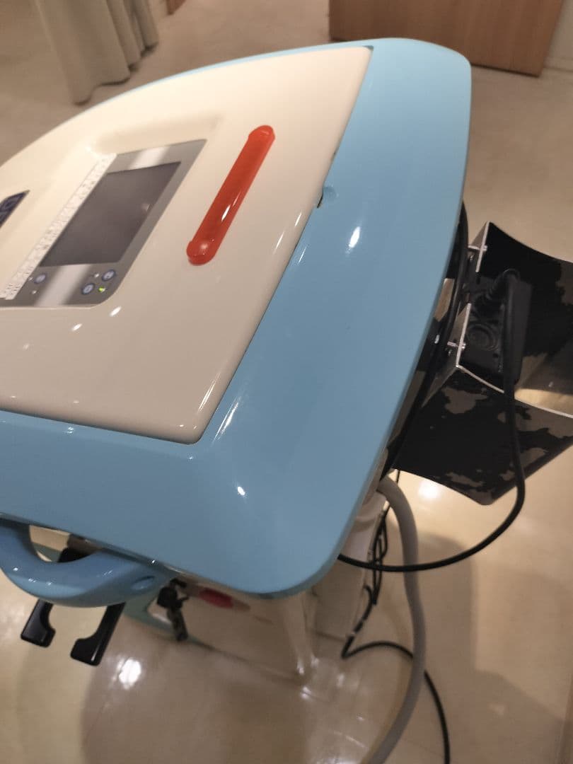 DEKA MUSEE PLATINUM 業務用脱毛器 脱毛エステ店の方へオススメ - メルカリ