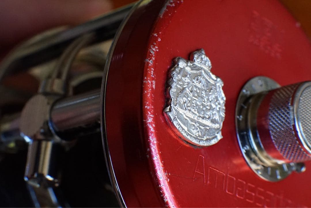 ABU アンバサダー 5500 メンテ済 フレーム修正済 チェリーレッド