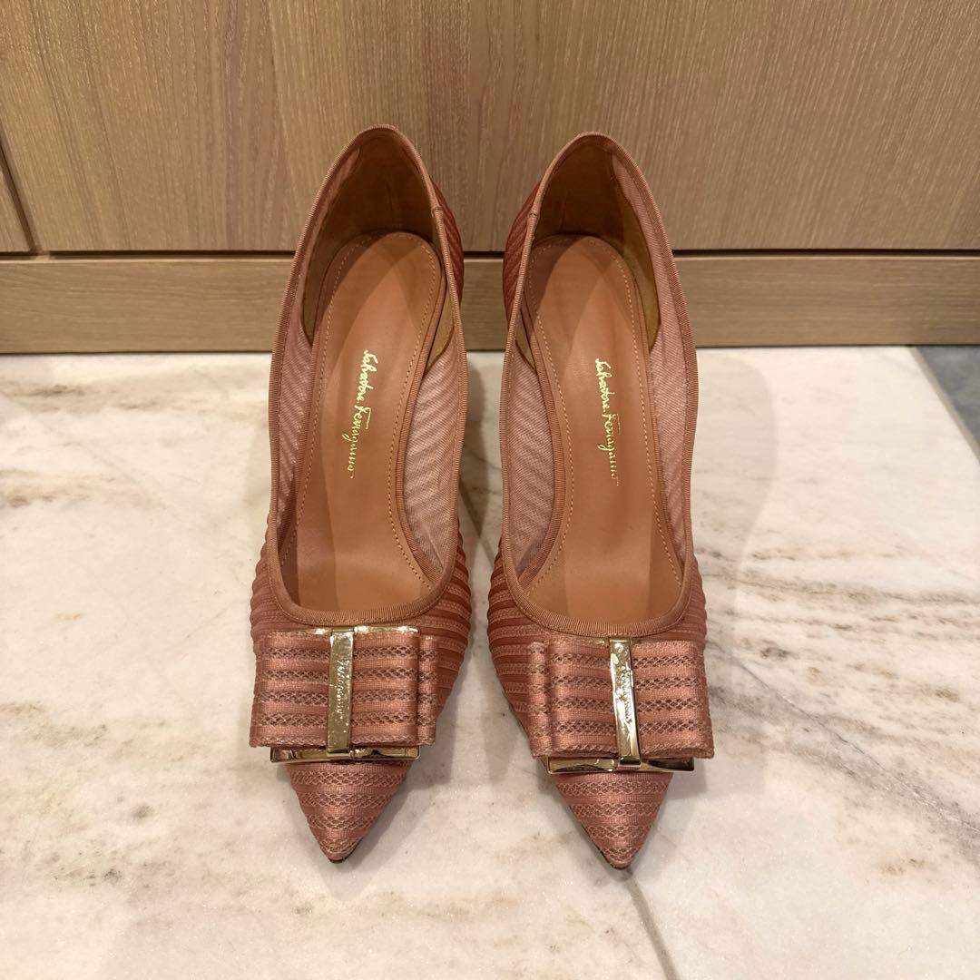 美品】フェラガモ エレガントピンクリボンハイヒール7.5cm サイズ7