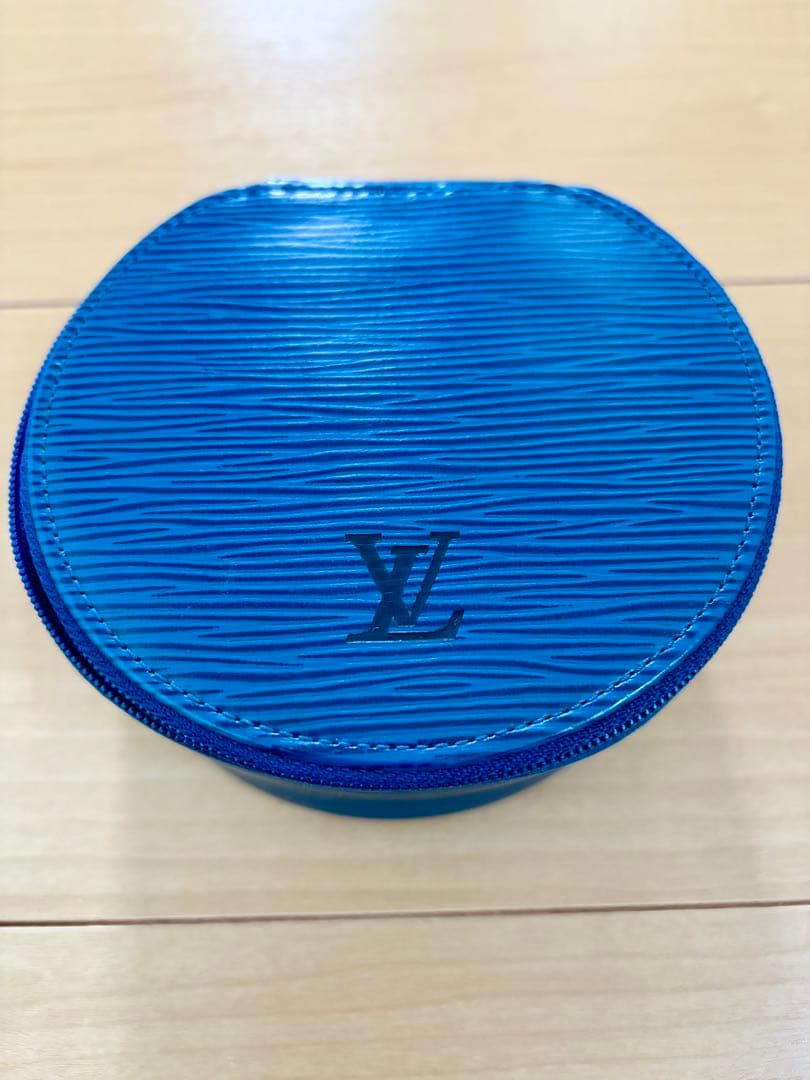 ルイヴィトン小物入 ほぼ使用せずに自宅に保管してありました。 LOUIS VUITTON（小物入れ）のフリマアイテム一覧