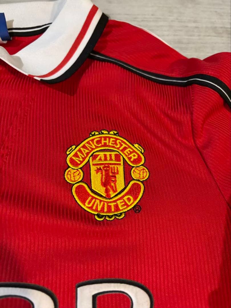 マンチェスターユナイテッド #7 ベッカムユニフォーム 襟付き アンブロ