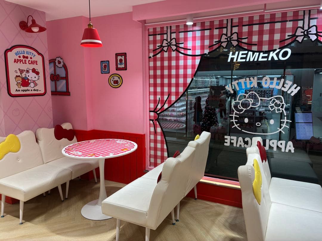 新作 正規品 ボンボンドロップシール サンリオ コンプリート8個➕バッグセット