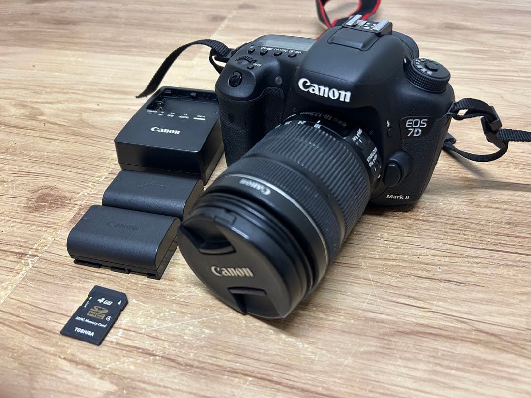Canon EOS 7D mark2ボディ&レンズセット キヤノン（Canon） EOS 7D Mark II 超望遠トリプルレンズセット SD