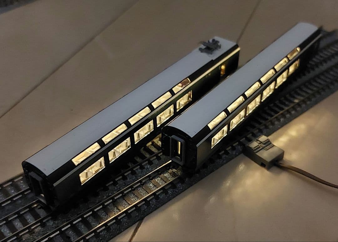 室内灯付き！車内再現あり！ KATO E261系 サフィール踊り子 8両セット