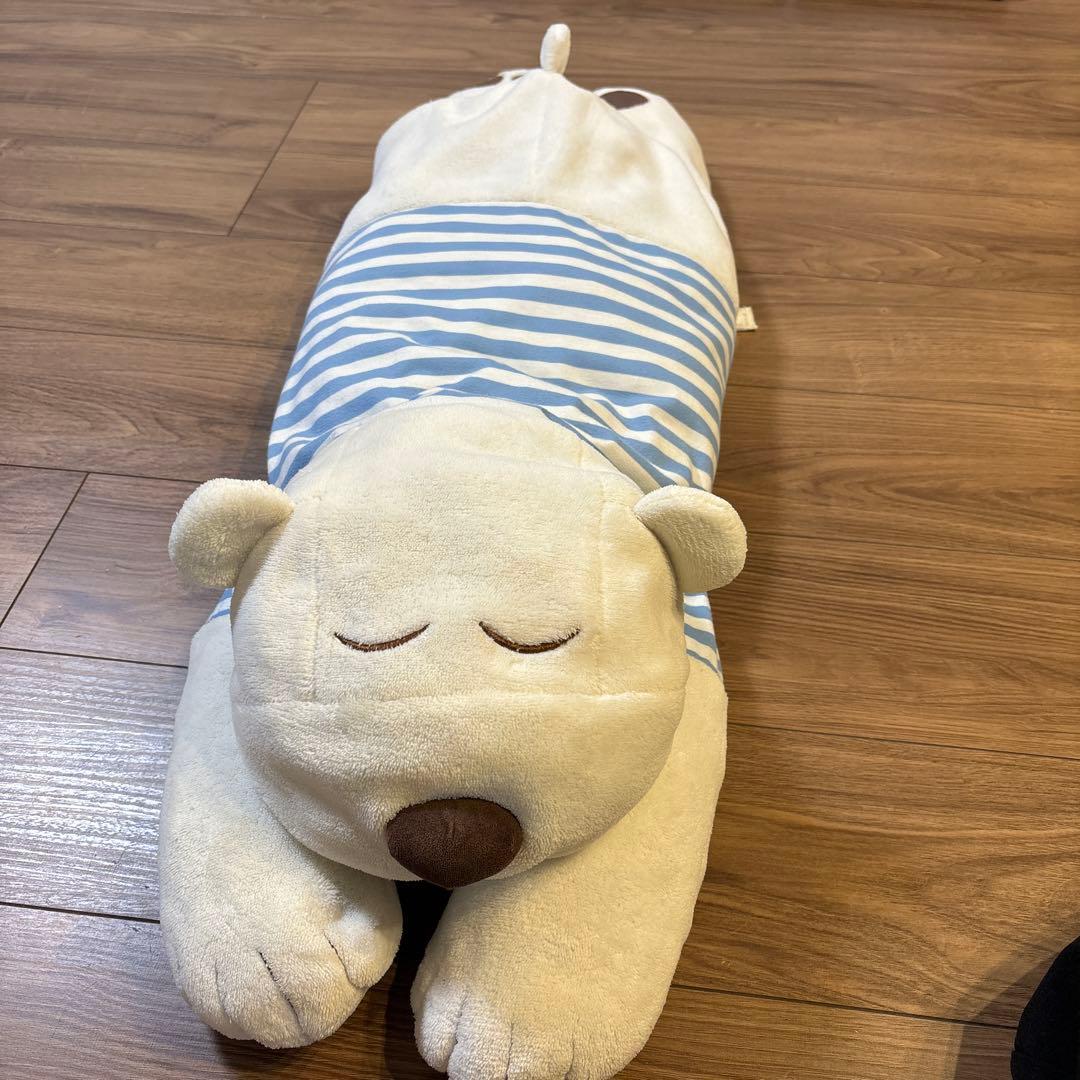 ニトリ しろくま抱き枕 ぬいぐるみ - メルカリ
