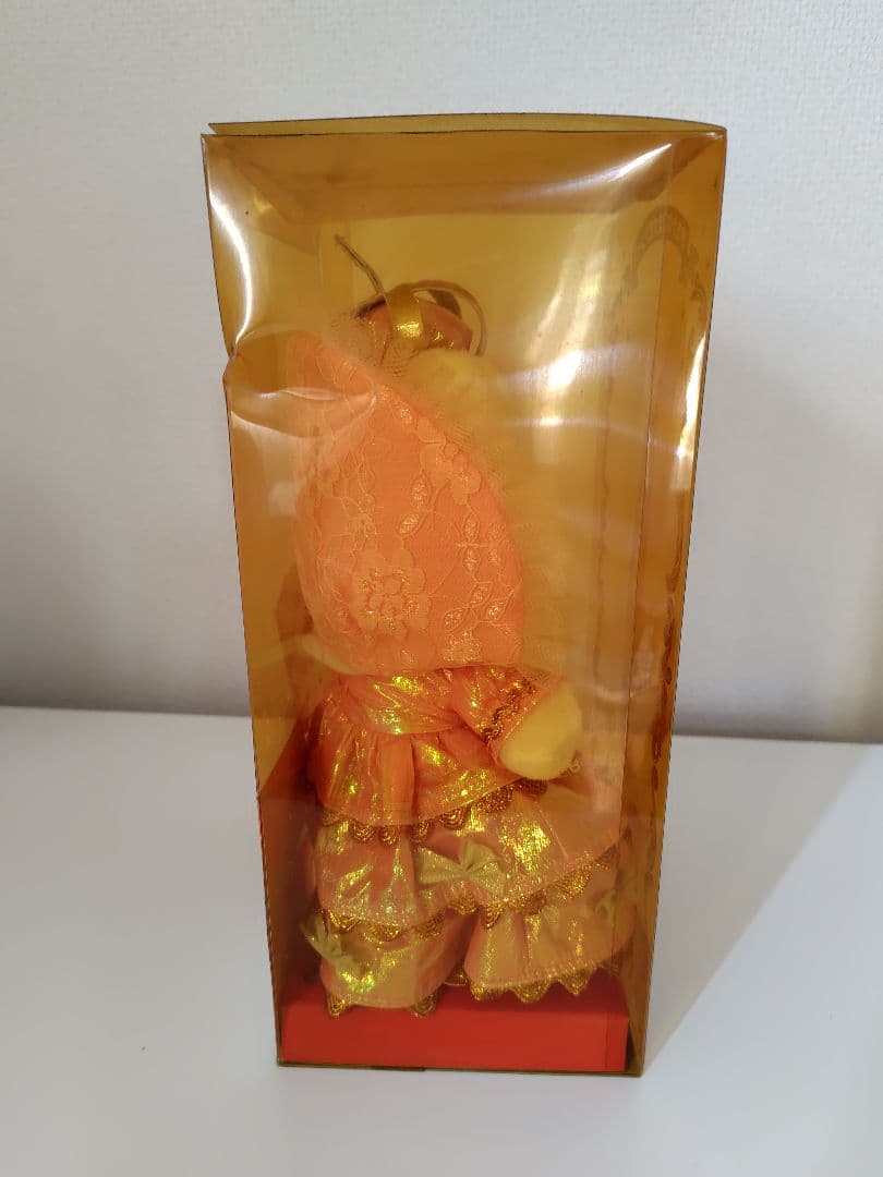 サンリオピューロランド　ハローキティ　ぬいぐるみ　エリザベス1世　【美品】