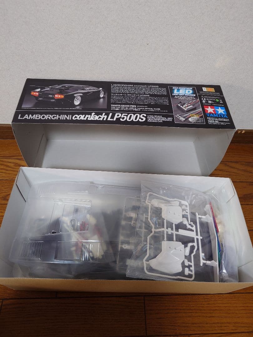 ★タミヤ1/10 ランボルギーニ カウンタック LP500S [58413]