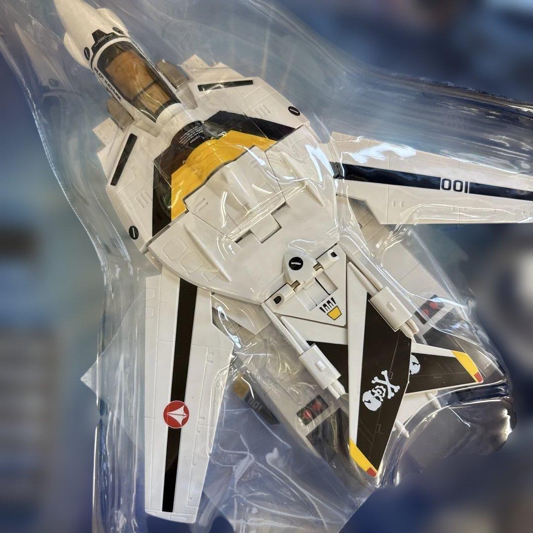 ロボット VF-1S SUPER VALKYRIE BANDAI