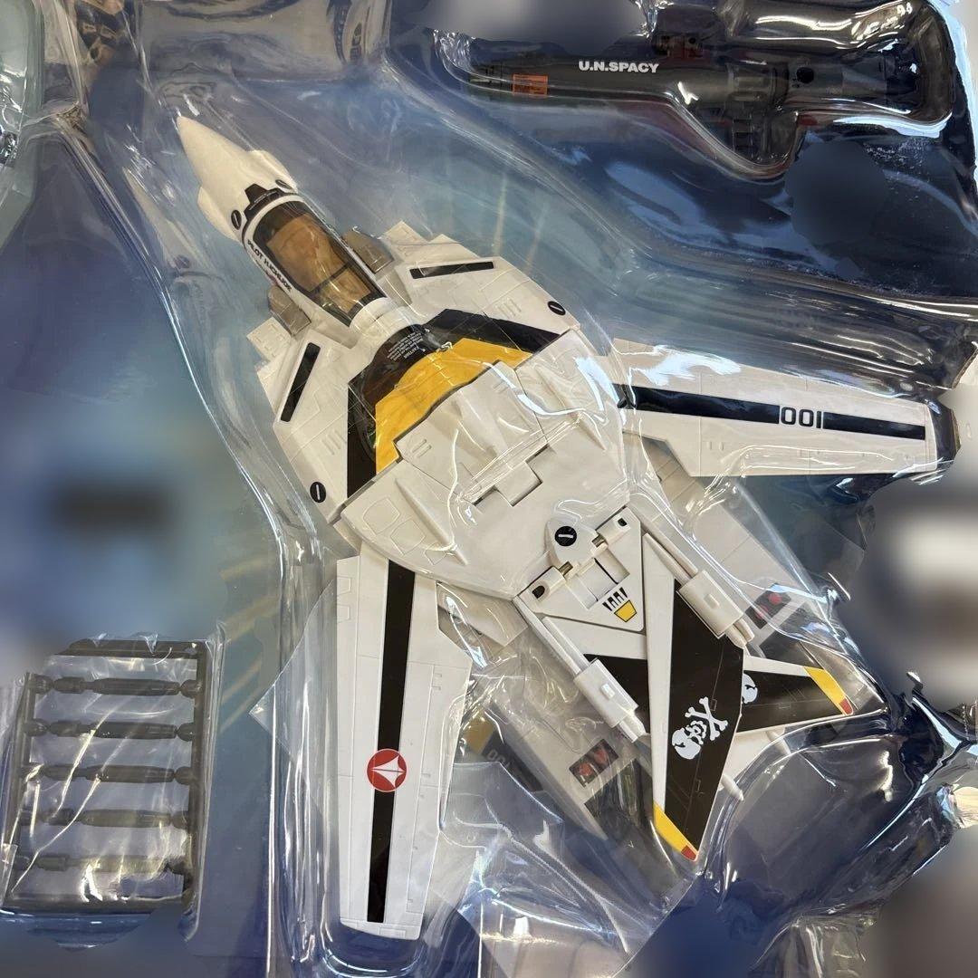 ロボット VF-1S SUPER VALKYRIE BANDAI