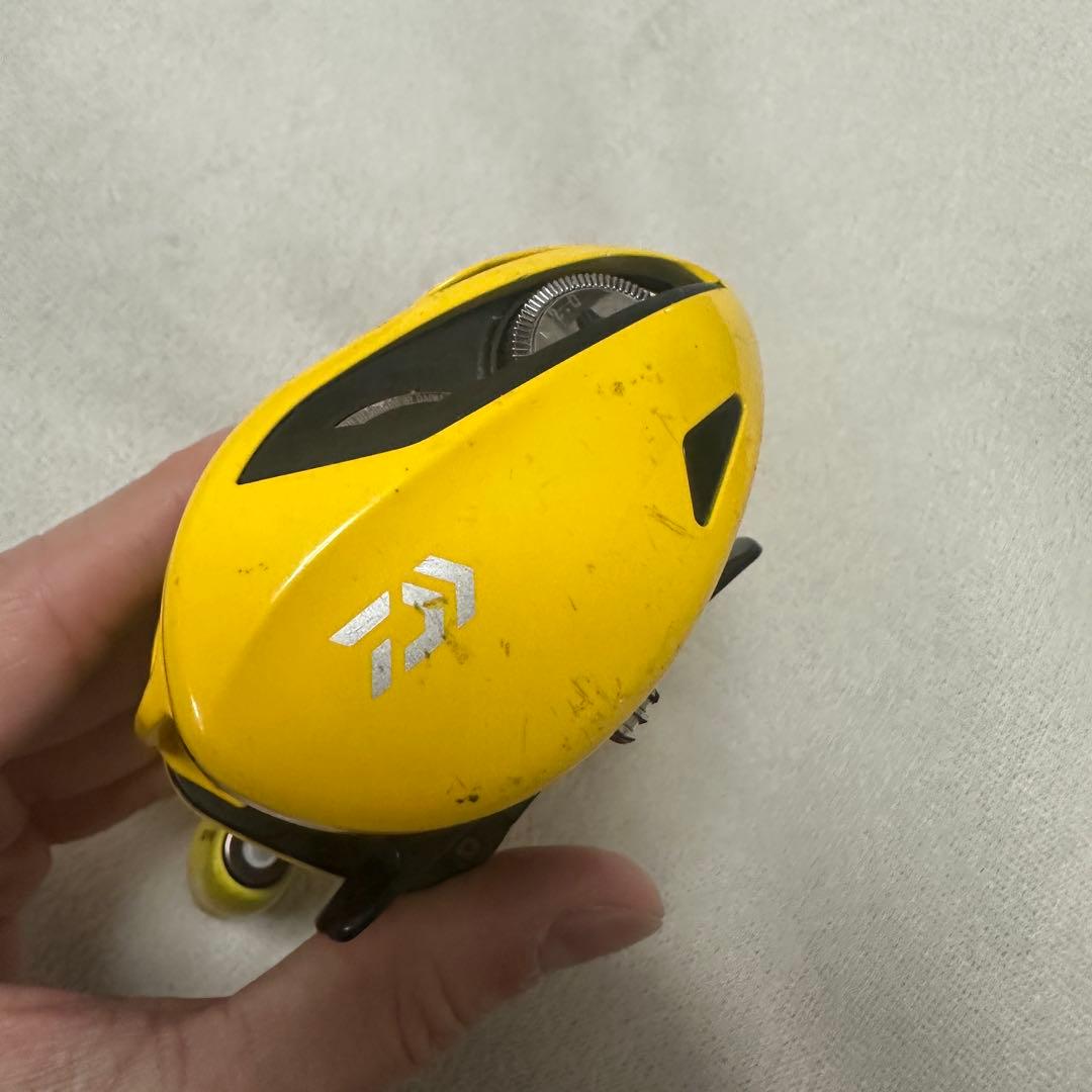 ダイワ T3 SLPカスタム 割れあり イエロー - メルカリ