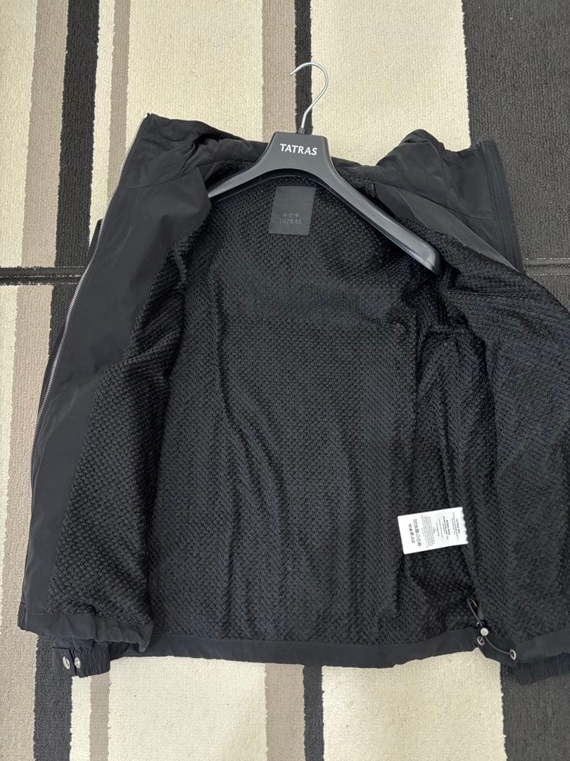 26.1.25購入新品タグ付TATRASタトラスPESCOペスコ2/M黒ブルゾン - メルカリ