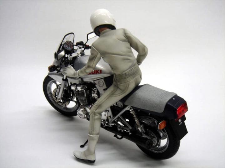 キリン】刀 フィギュア【激レア】 - メルカリ