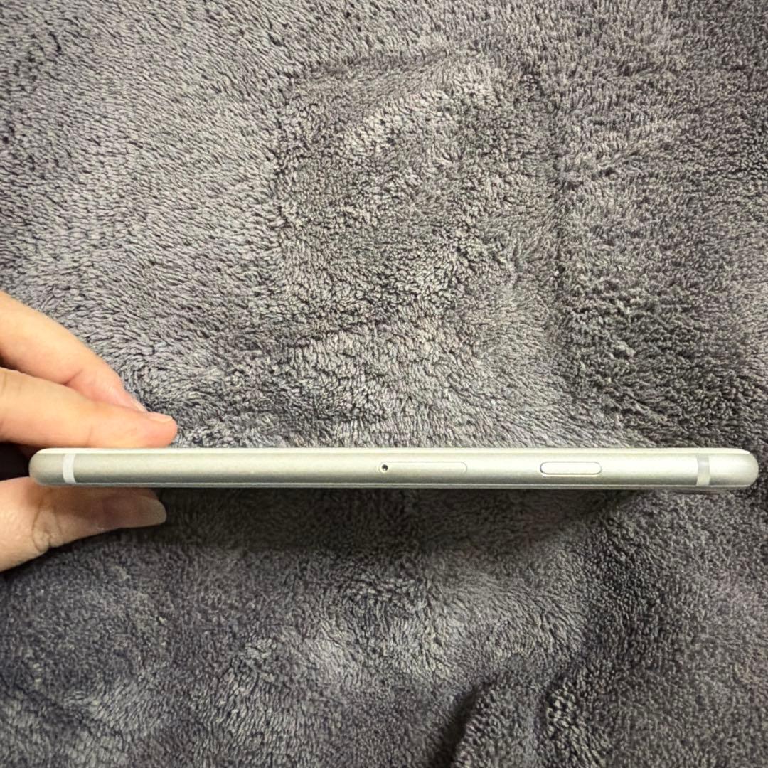 P*h様 iPhone8 本体