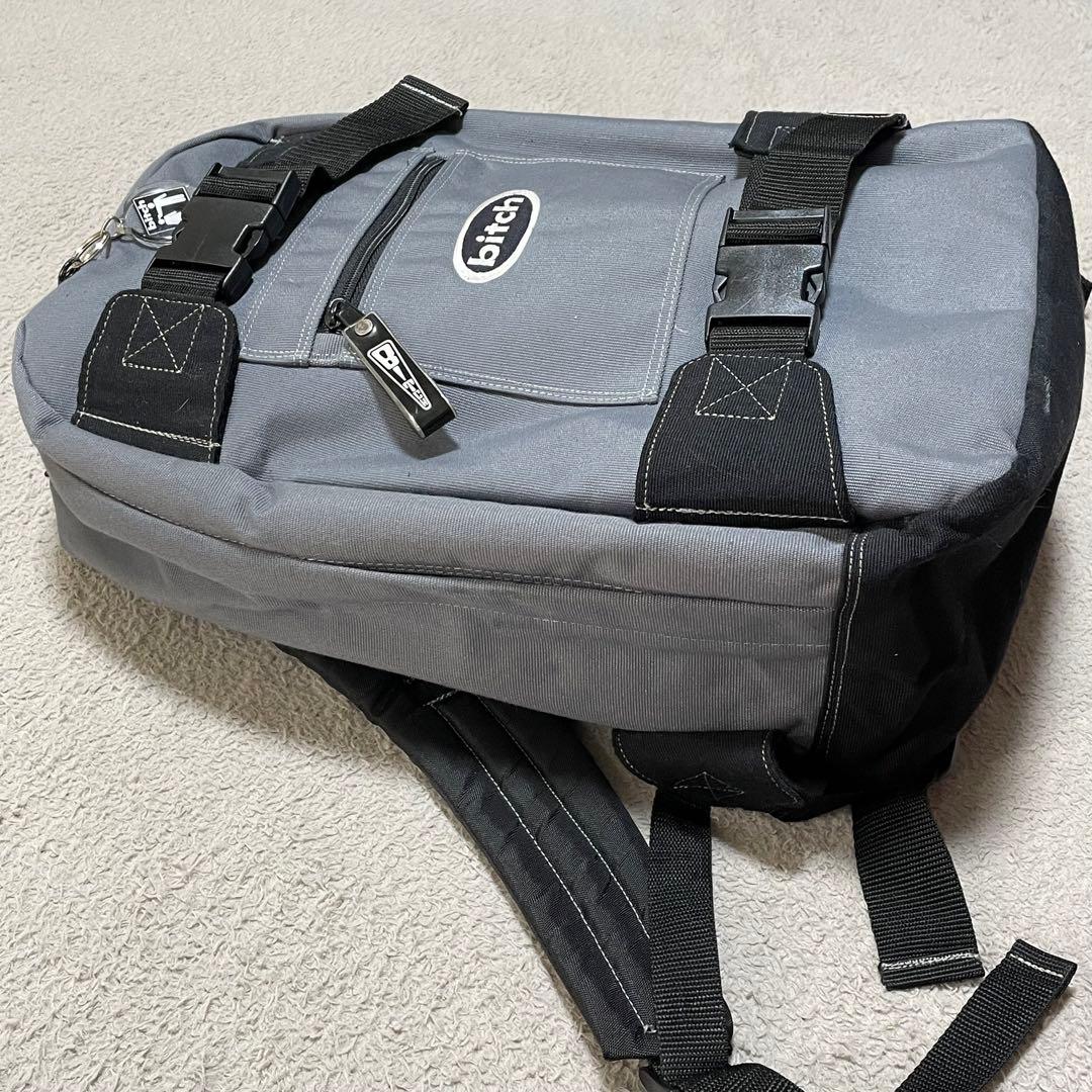 bitch skateboards リュック 90s 旧ロゴ キーホルダー付 - メルカリ