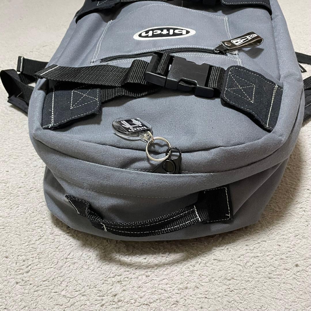 bitch skateboards リュック 90s 旧ロゴ キーホルダー付 - メルカリ