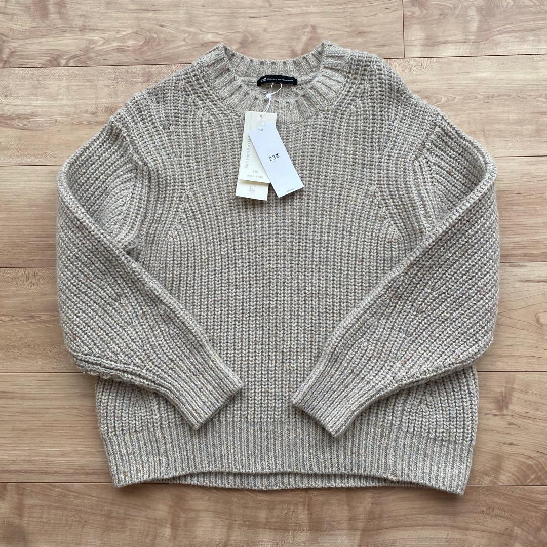 新品タグ付き23区　ウールキャメルカシミヤ混長袖ニット　イタリヤ製　M size 滝沢眞規子さん着用／BAILA掲載／洗える】ピュアカシミヤ