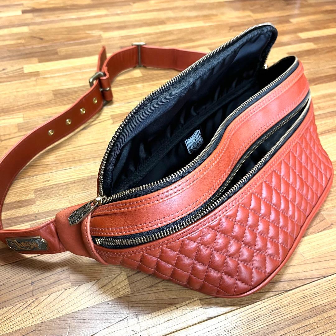 未使用】PARASITE 本革 キルティングレザーボディバッグ ブラウン