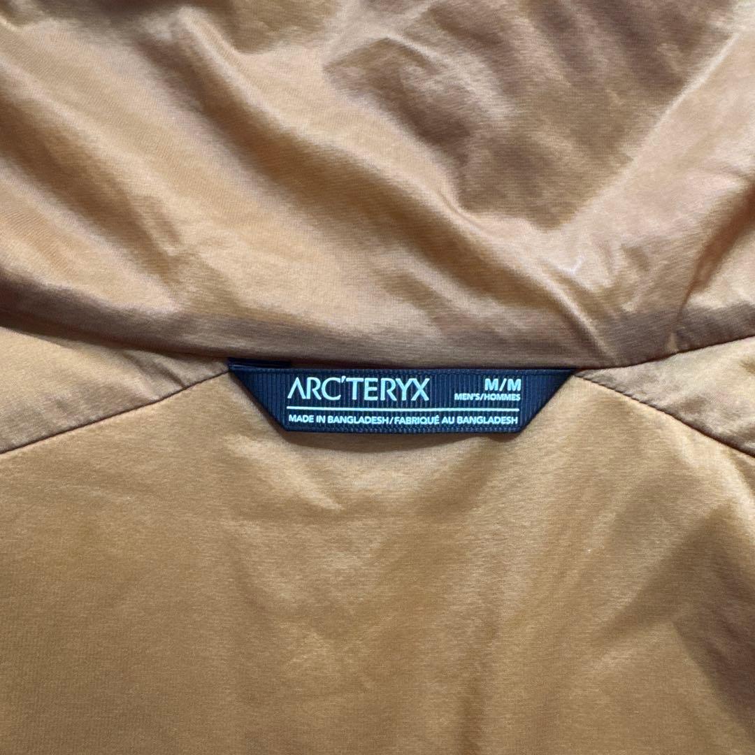 極美品ARC'TERYX atom LT hoodie 24kBLAC
