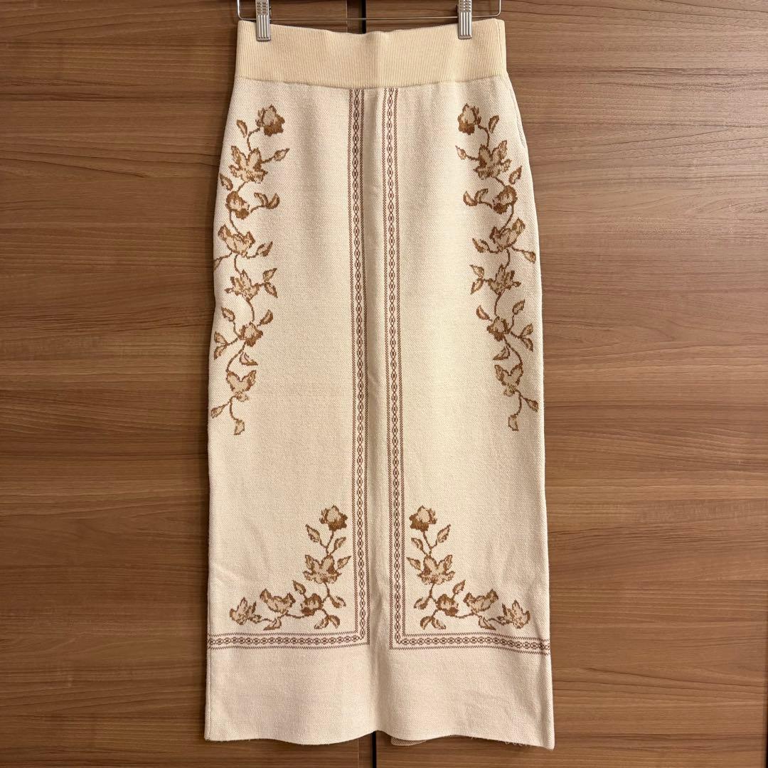 Eaphi scarf motif knit skirt(ivory) - メルカリ